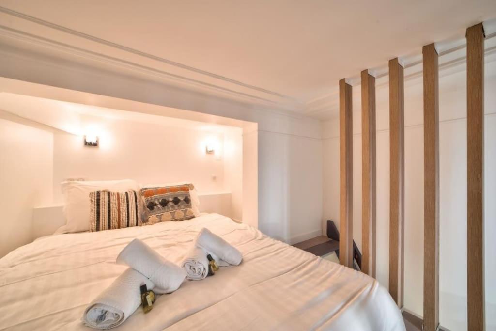 Bel Appartement Au Coeur De Montmartre パリ エクステリア 写真